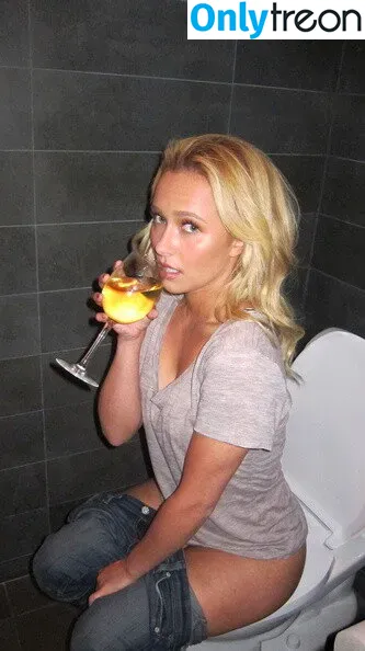 Hayden Panettiere голая photo #0013 (haydenpanettiere)