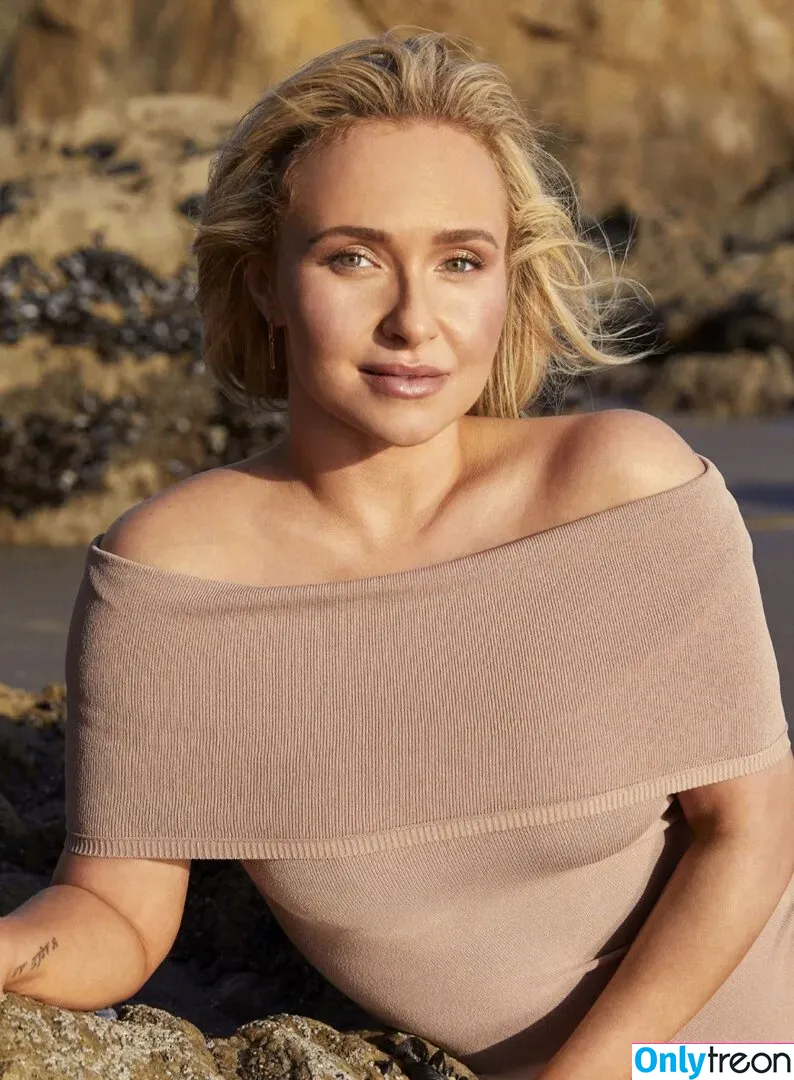 Hayden Panettiere голая photo #0319 (haydenpanettiere)