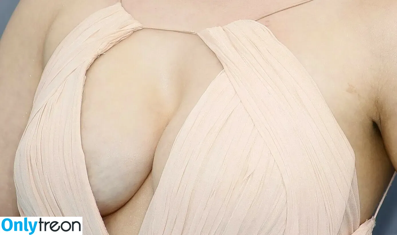 Hayden Panettiere nude photo #0933 (haydenpanettiere)