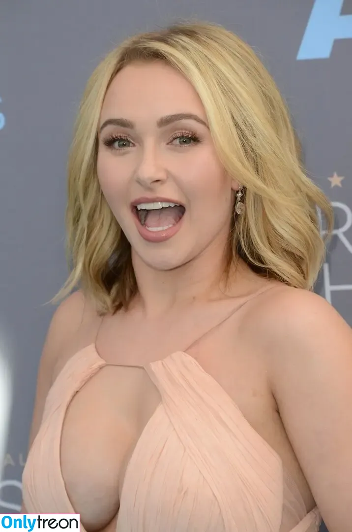 Hayden Panettiere nude photo #0940 (haydenpanettiere)