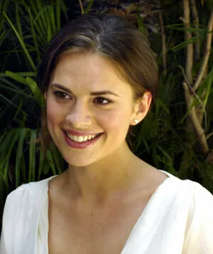 Hayley Atwell / sarahtoninx9_ nude photo #0297