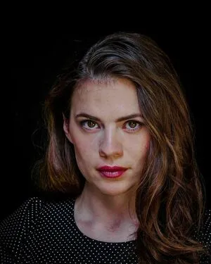 Hayley Atwell / sarahtoninx9_ nude photo #0322