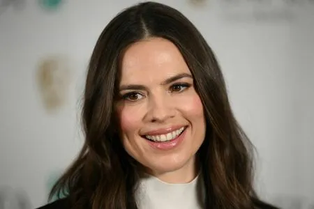 Hayley Atwell / sarahtoninx9_ nude photo #0405