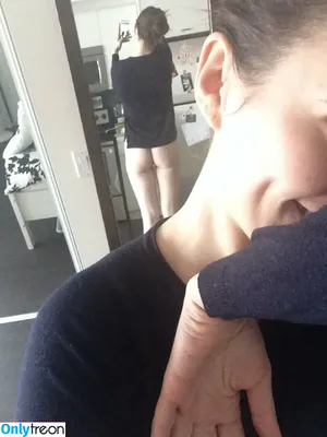 Hayley Atwell / wellhayley nude photo #0925