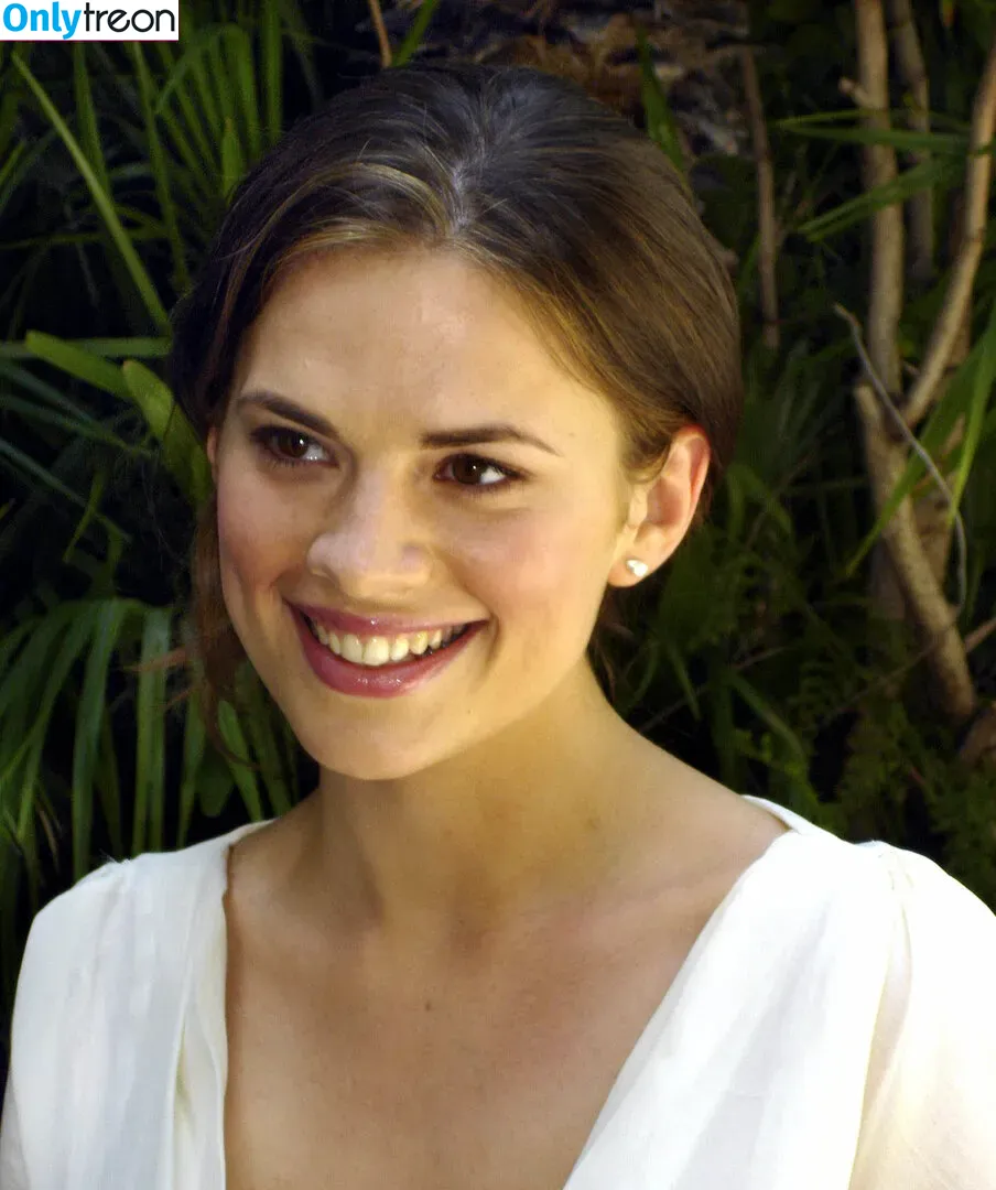 Hayley Atwell nude photo #0297 (wellhayley)