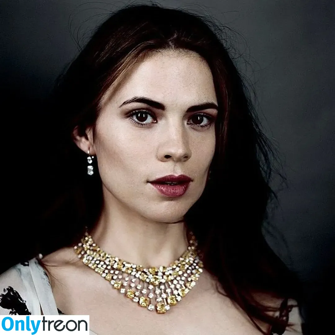 Hayley Atwell nude photo #0305 (wellhayley)