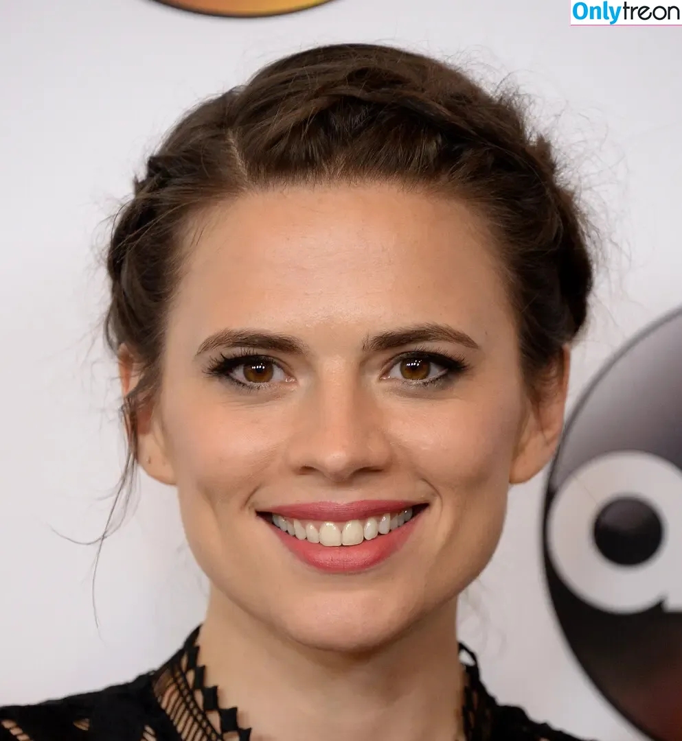 Hayley Atwell голая photo #0613 (wellhayley)