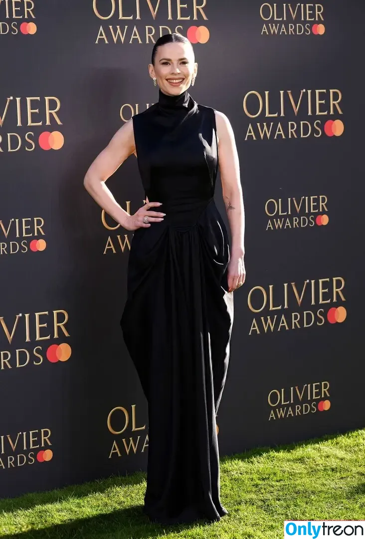 Hayley Atwell nude photo #0872 (wellhayley)