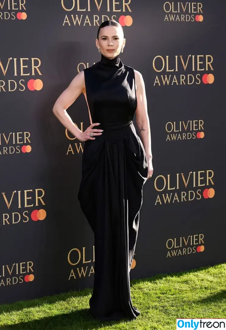 Hayley Atwell nude photo #0873 (wellhayley)