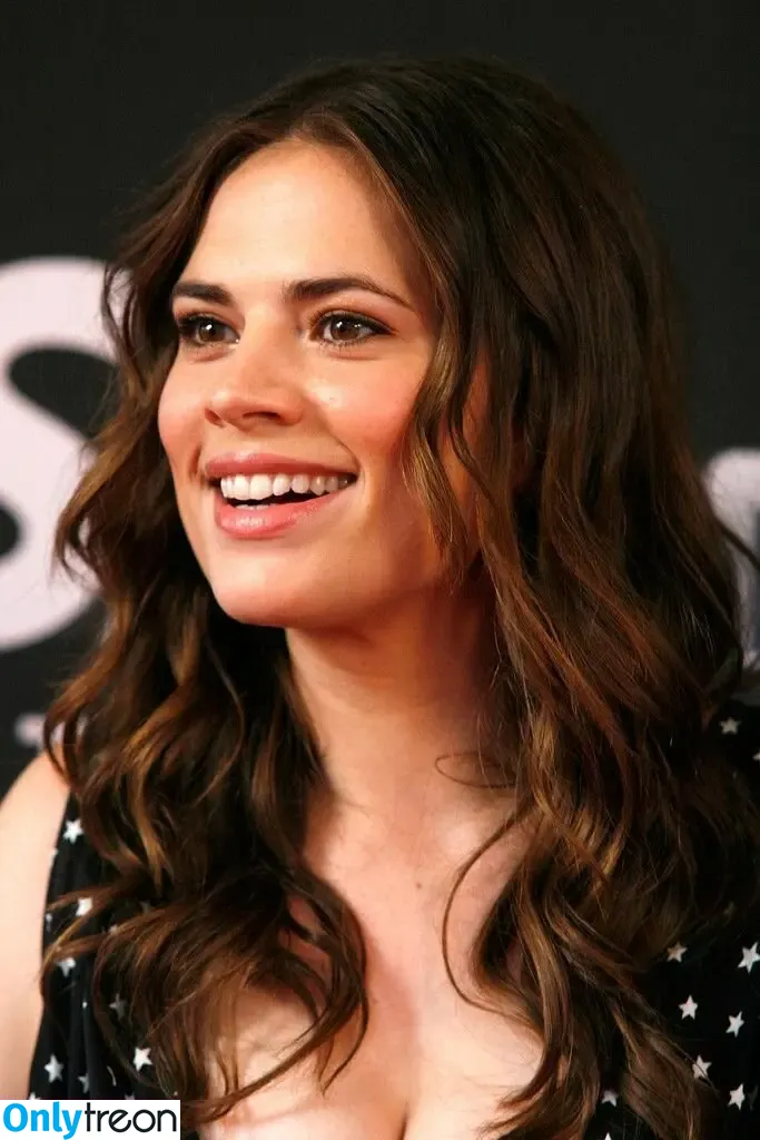 Hayley Atwell голая photo #1062 (hayley_atwell / wellhayley)