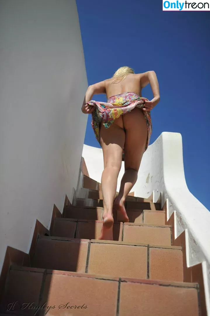 Hayley-Marie Coppin nude photo #0318 (hayleymcoppin)