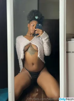 hayzelmakesyounut / hayzelmcnut nude photo #0005