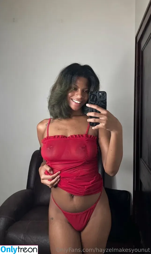 hayzelmakesyounut nude photo #0048 (hayzelmcnut)