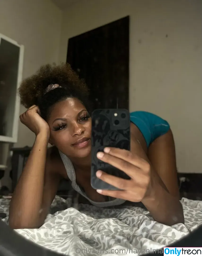 hayzelmakesyounut nude photo #0073 (hayzelmcnut)
