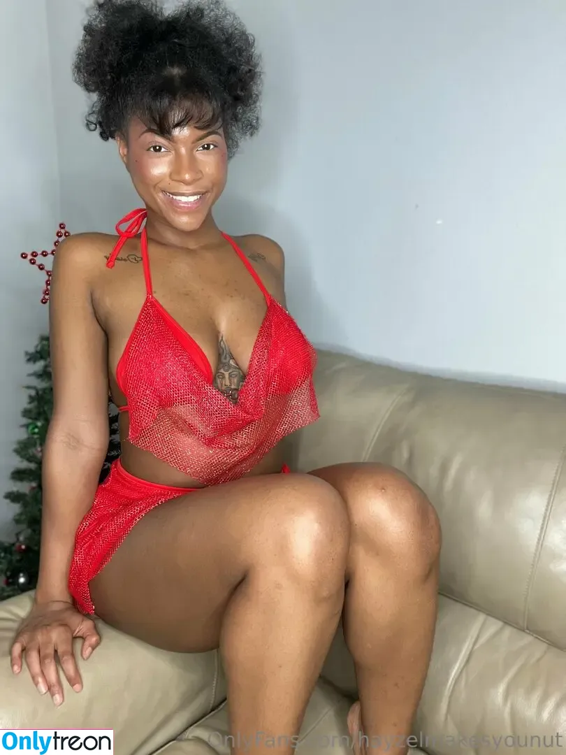 hayzelmakesyounut nude photo #0091 (hayzelmcnut)