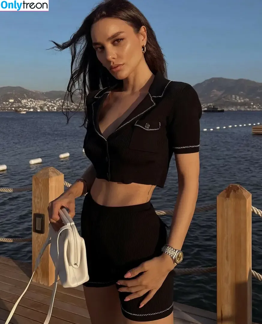 Hazal Filiz голая photo #0013 (hazalfilizkucukkose)
