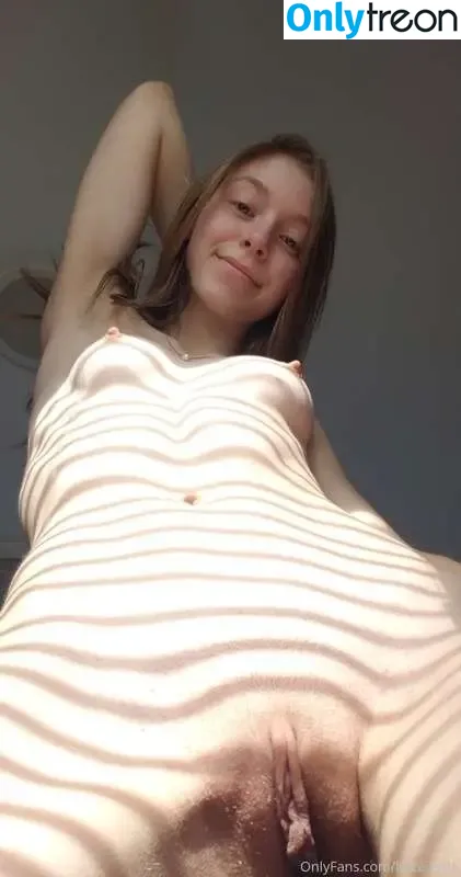 Haze Lynn голая photo #0527 (FlipMineArseMom / haze_lynn / therealhazelyn)