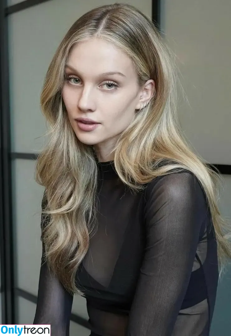 Hazel Graye голая photo #0004 (hazelgraye)