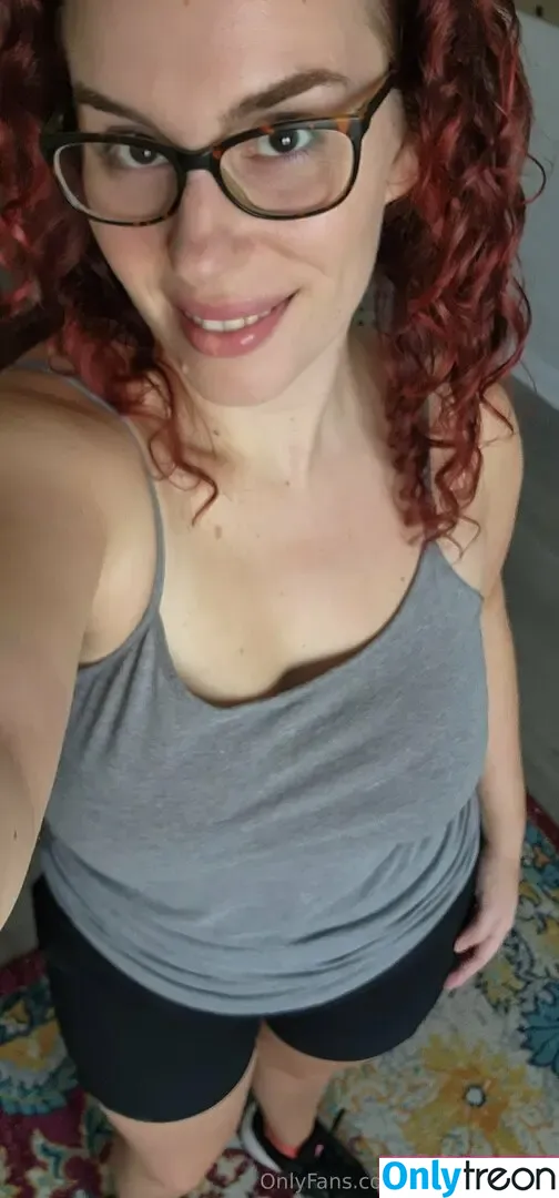 hazy_maeveyl nude photo #0056 (hazy.mae)