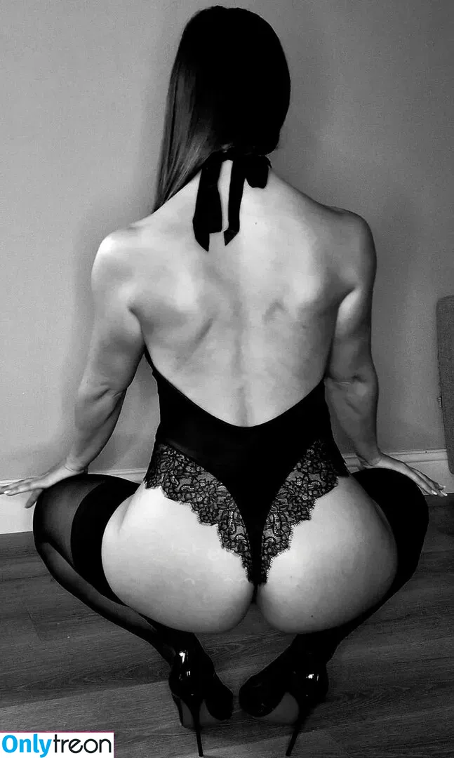 hd.of.feminity nude photo #0089 (La_mode_d_helena / hd.of.femininity / valentinaseduction)