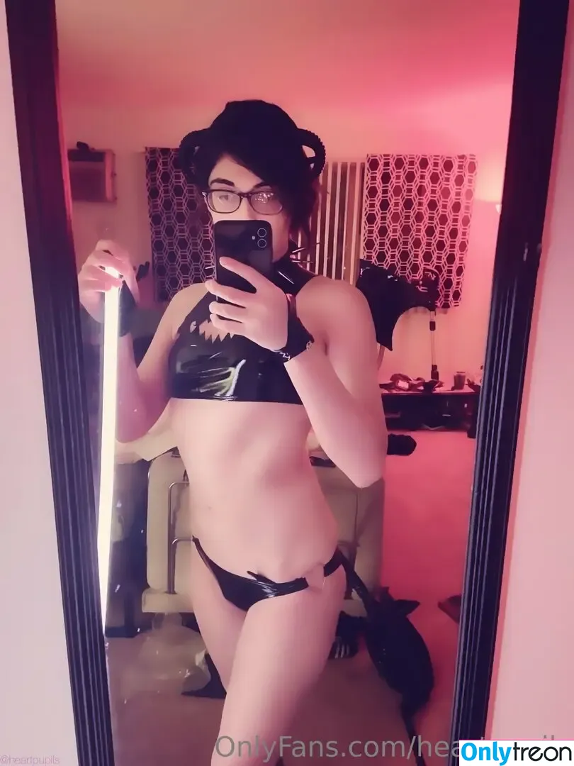 heartpupils nude photo #0005 (heartpupils)