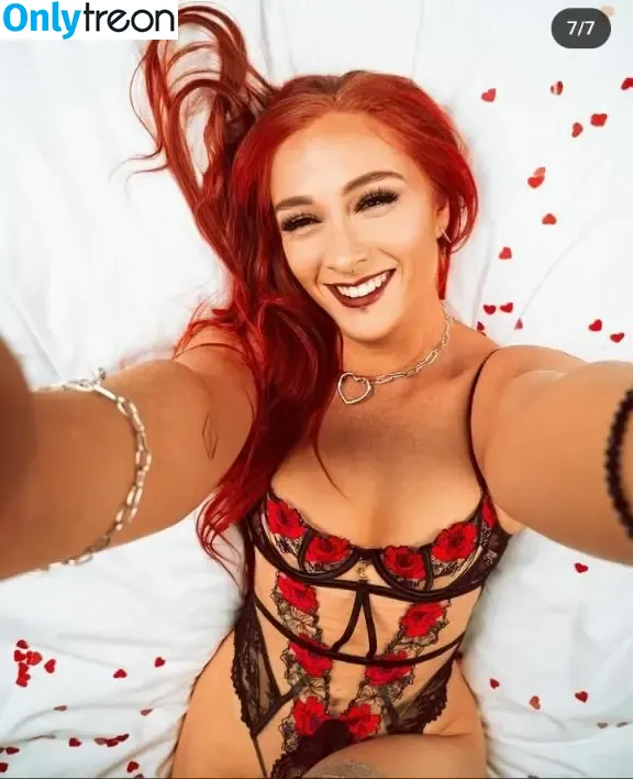 Heathershenanigans nude photo #0013 (heather.hex)