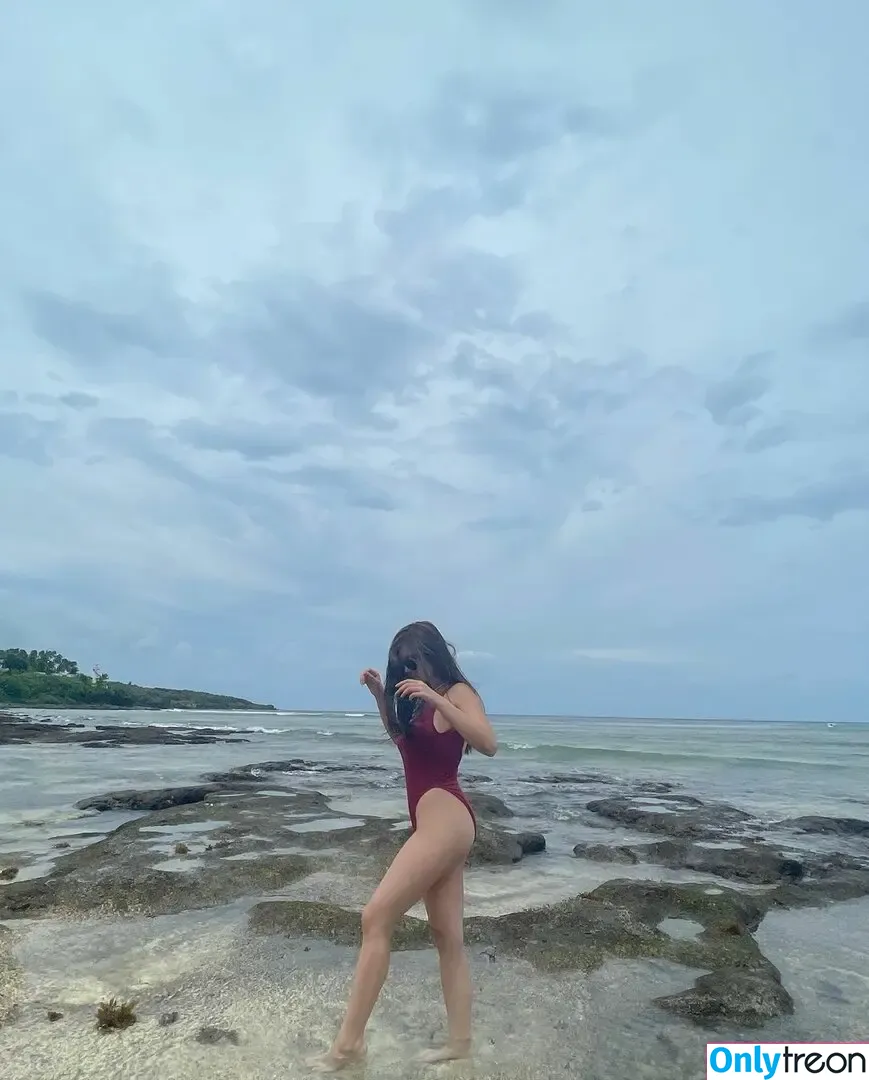 Heaven Peralejo nude photo #0064 (heavenperalejo)