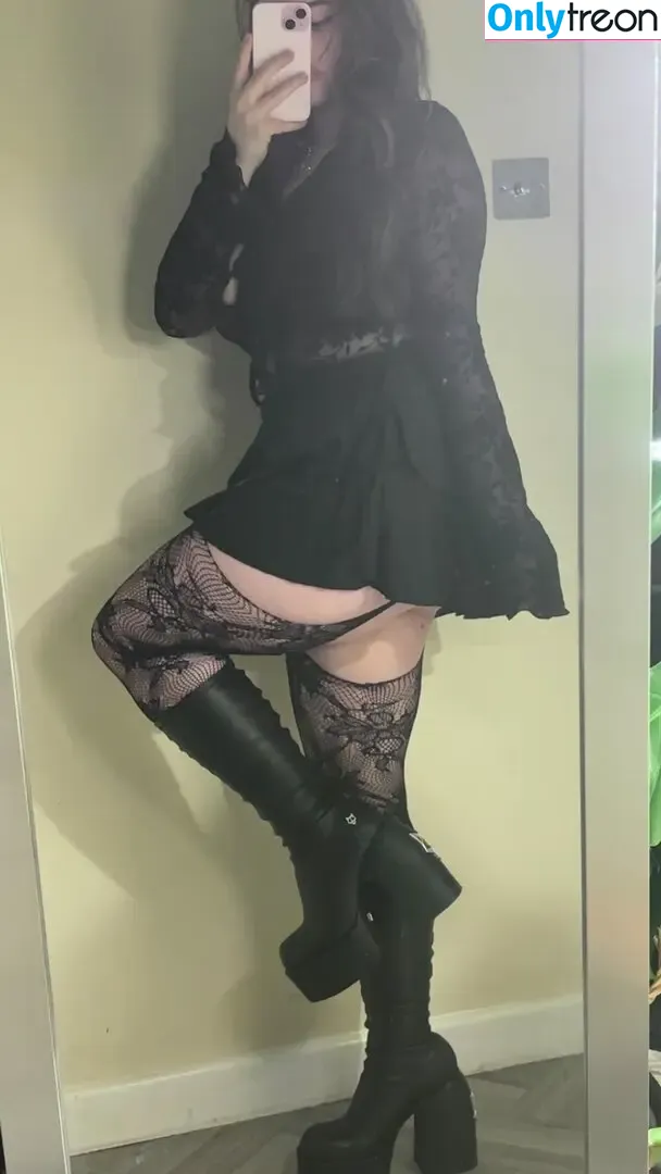 HeckSnekx голая photo #0037 (carla_fayee / xocxrlaaa / xocxrlaaa_)