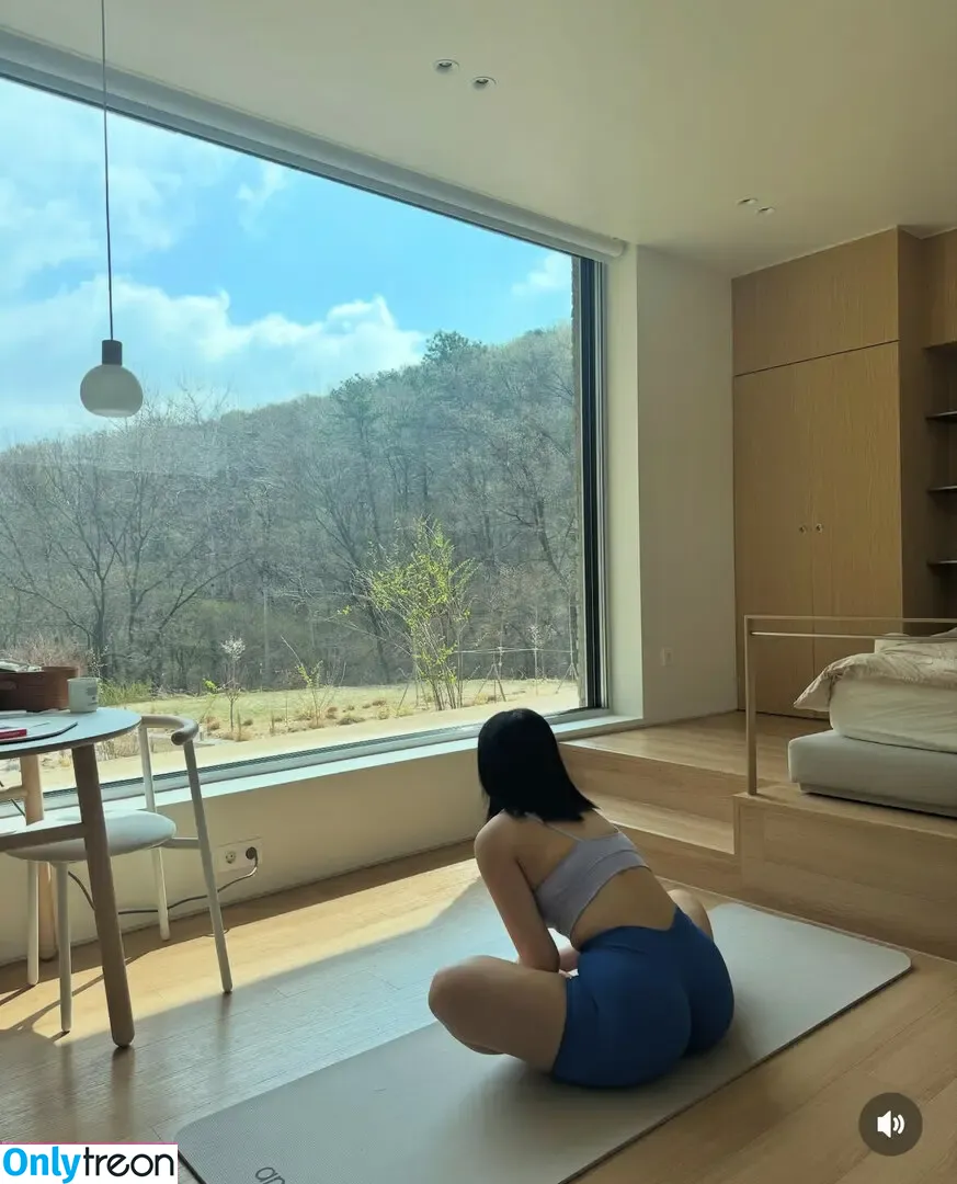 Heeheemoon nude photo #0061 (moon_nyang_ / xailormoon)