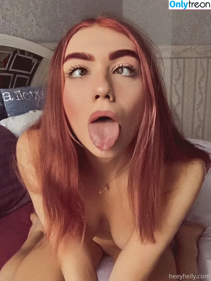 Heeyhelly nude photo #0060 (Helenerusser / Polina / heeyhelly_ / helly.heey)