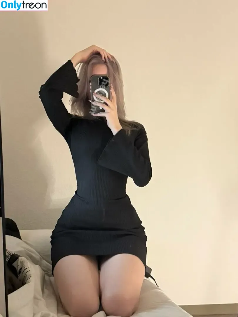 hefxtom nude photo #0129 (hefxtom)