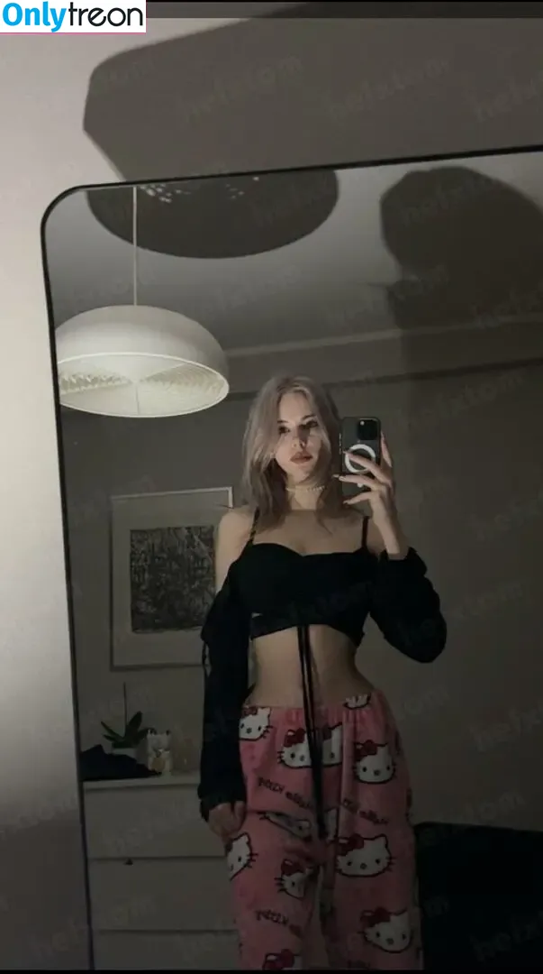 hefxtom nude photo #0137 (hefxtom)
