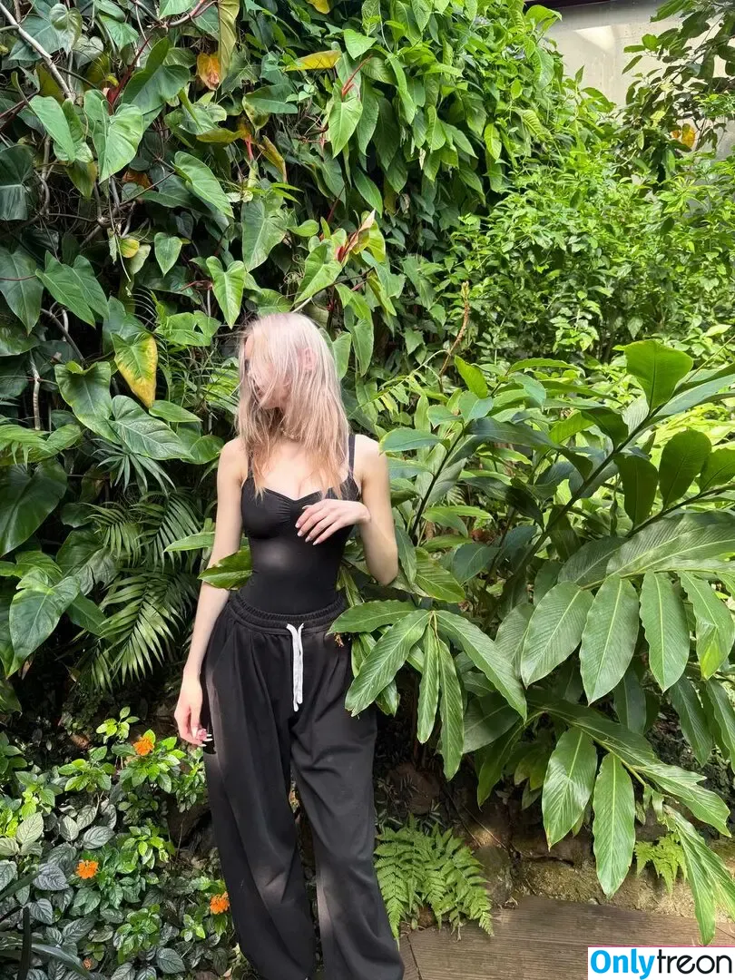 hefxtom nude photo #0140 (hefxtom)