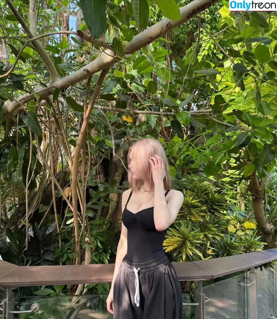 hefxtom nude photo #0144 (hefxtom)