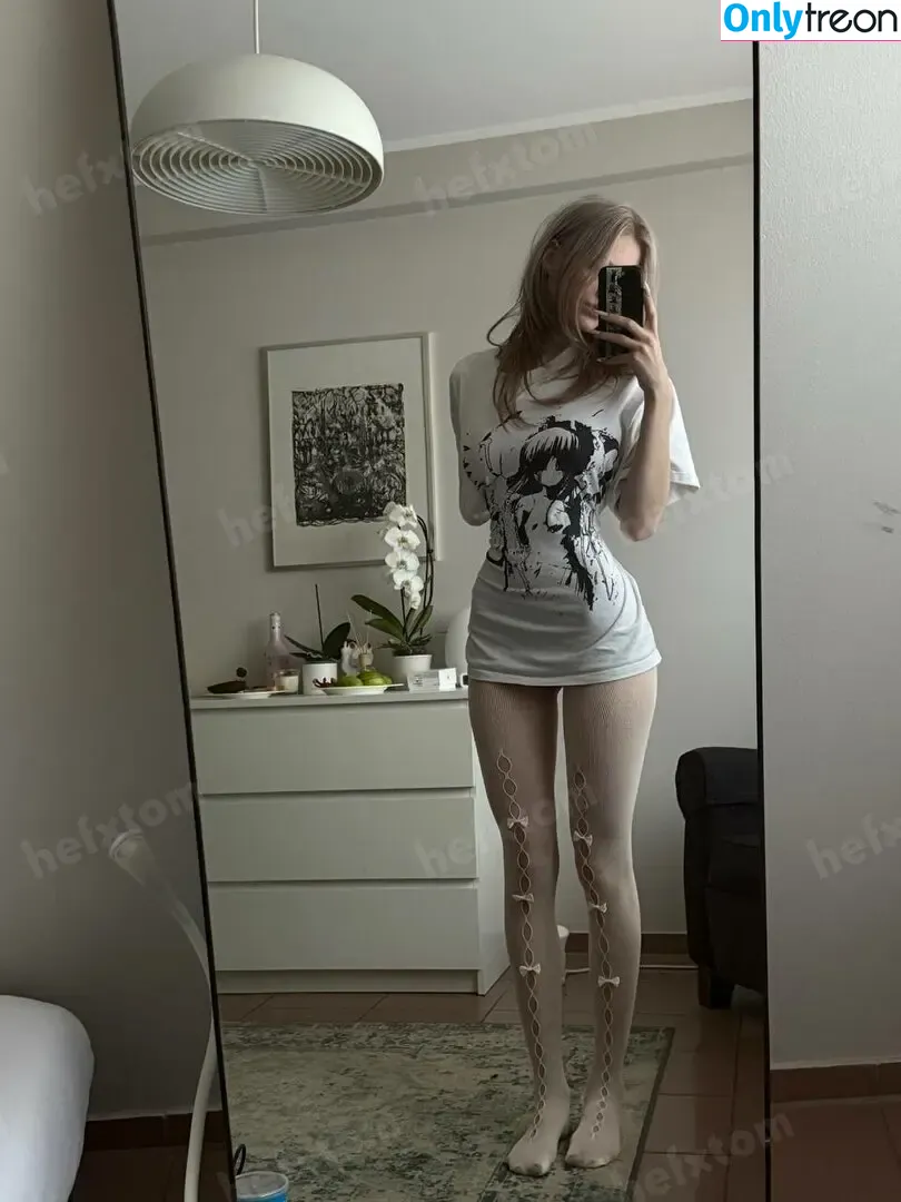 hefxtom nude photo #0149 (hefxtom)