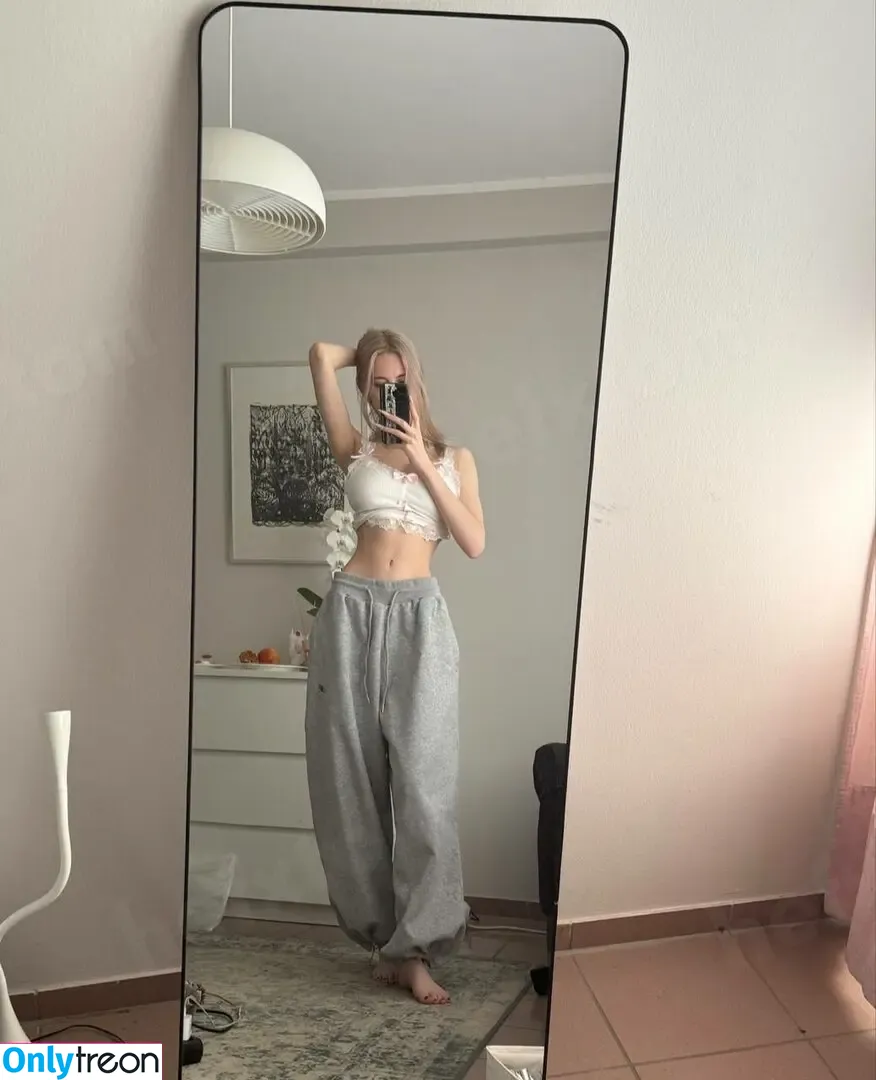 hefxtom nude photo #0155 (hefxtom)