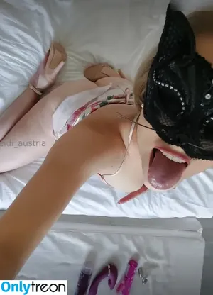  nude photo #0003