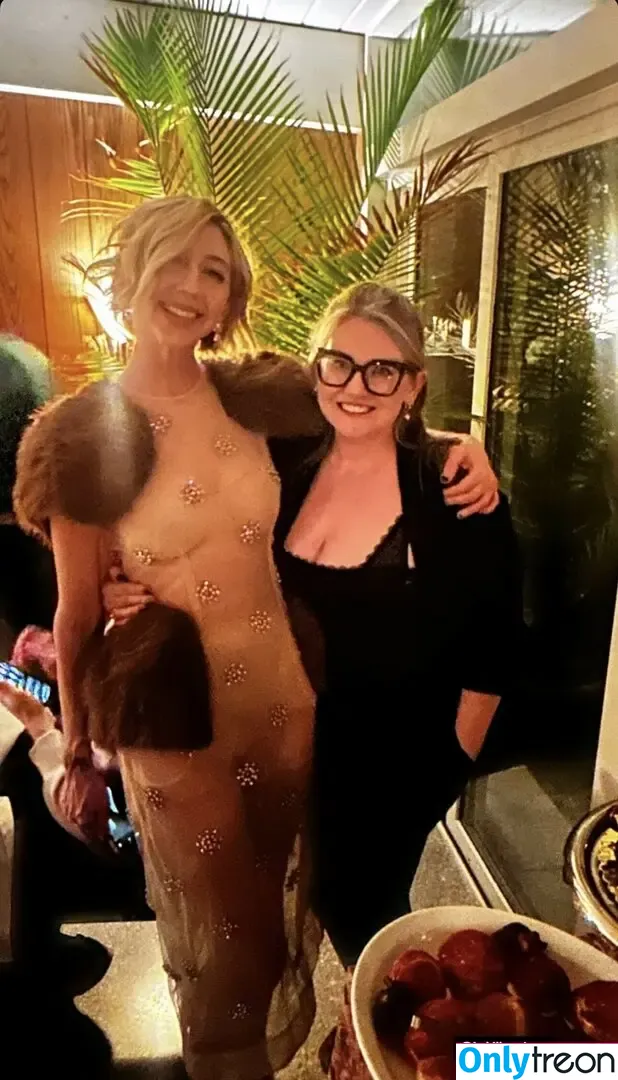 Heidi Gardner nude photo #0035 (Heidigardner / heidilgardner)