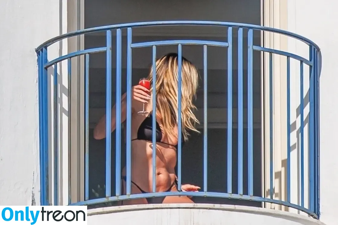 Heidi Klum голая photo #4879 (heidiklum)