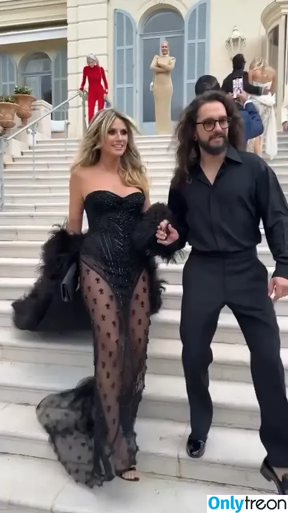 Heidi Klum nude photo #5007 (heidiklum)