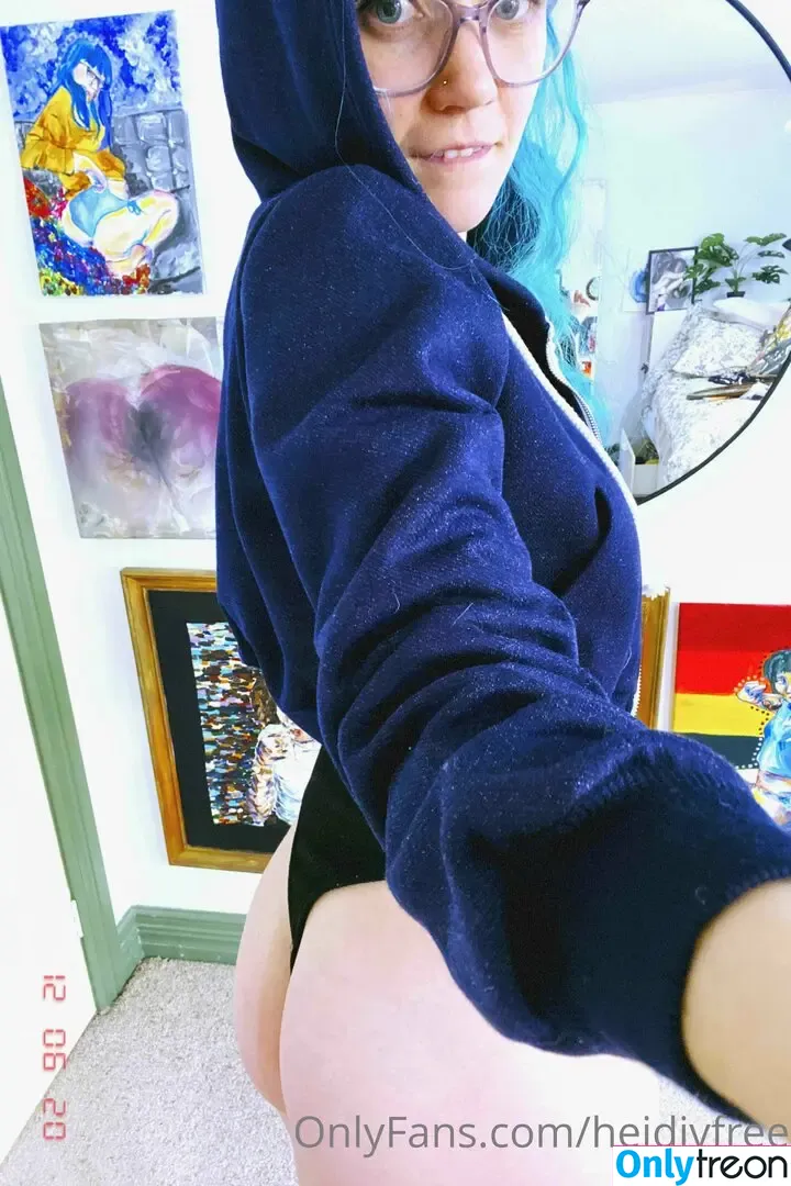 heidivlife nude photo #0048 (heidilife_)