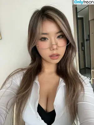 Heirunrun6 / api2 nude photo #0004