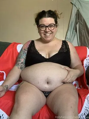 hela.stoned.bbw / helastonedbbw фото голая #0002
