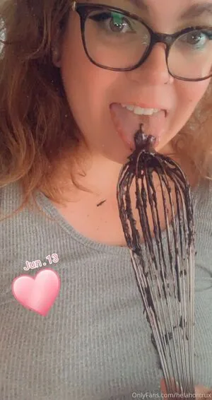 hela.stoned.bbw / helastonedbbw фото голая #0011
