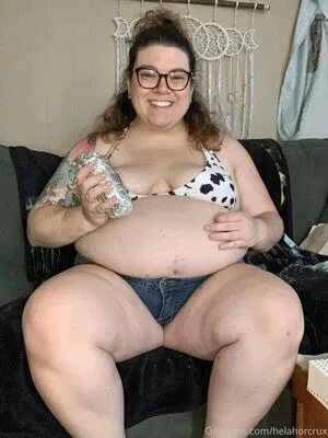 hela.stoned.bbw / helastonedbbw фото голая #0017