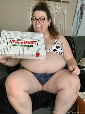 hela.stoned.bbw / helastonedbbw фото голая #0019