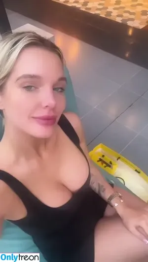 Helen Flanagan / helen_flanagan / hjgflanagan фото голая #1285