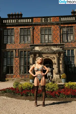 Helen Flanagan / helen_flanagan / hjgflanagan фото голая #1622