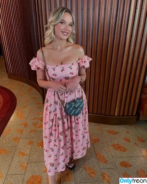 Helen Flanagan / helen_flanagan / hjgflanagan фото голая #1647