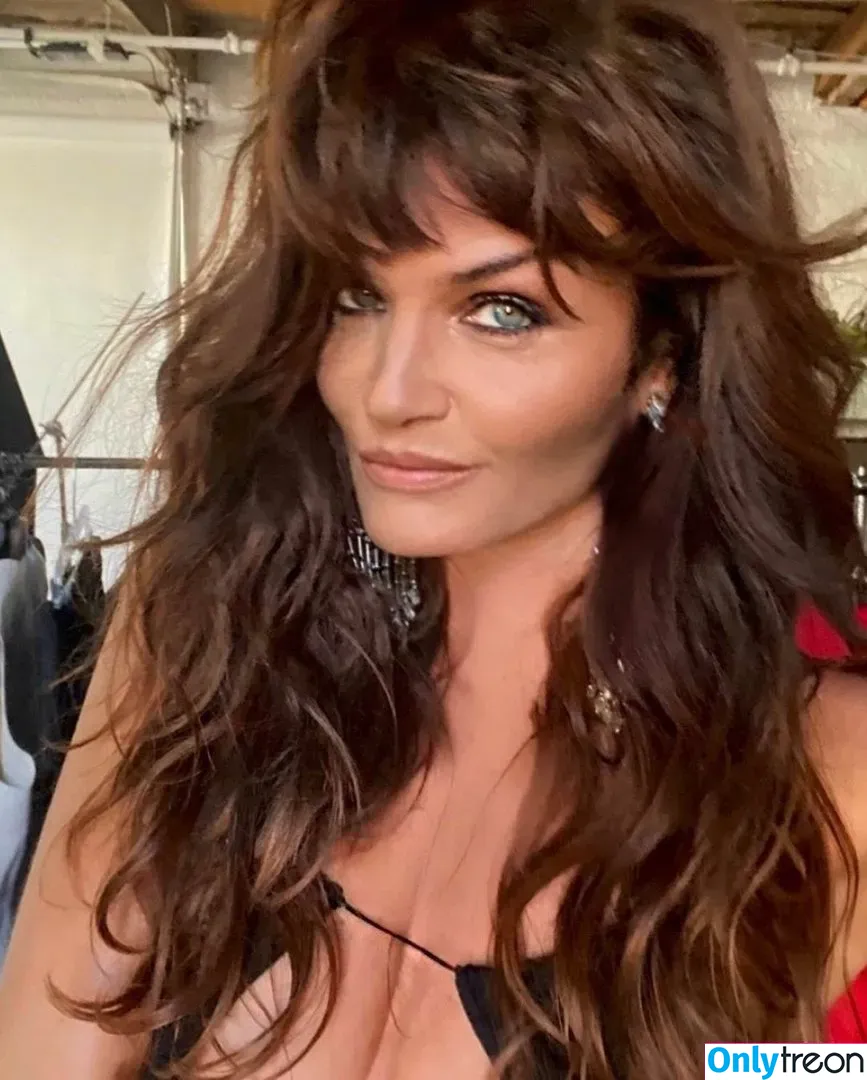 Helena Christensen голая photo #0001 (helenachristensen)